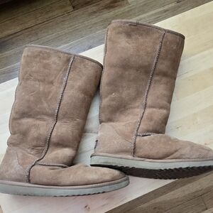 UGG Classic Tan Boots